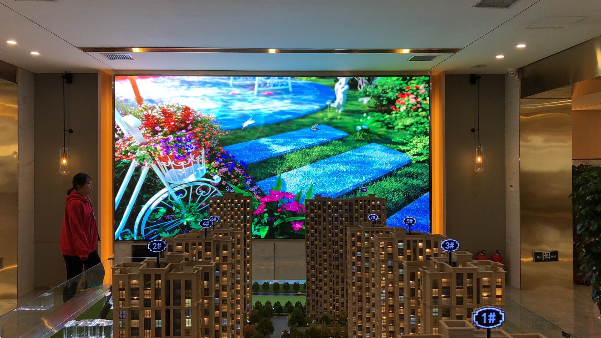 甘肃 兰州 户内P2全彩屏 10平方