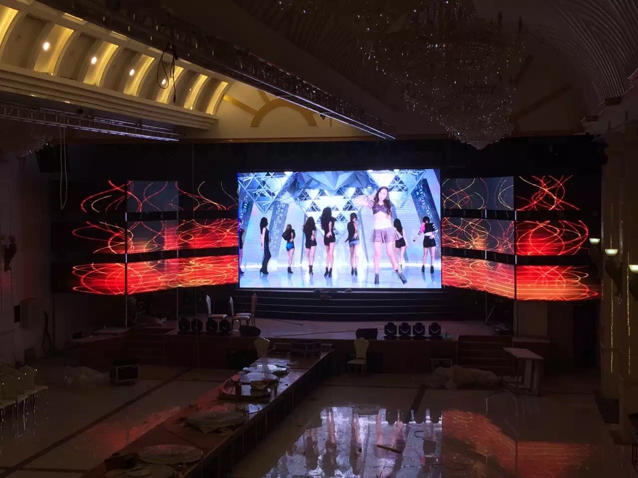 内蒙古巴彦淖尔  户内P4租赁屏  50平方