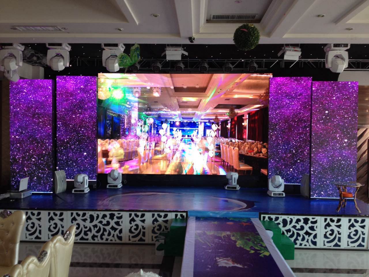 内蒙古巴彦淖尔  户内P4租赁屏 28平方